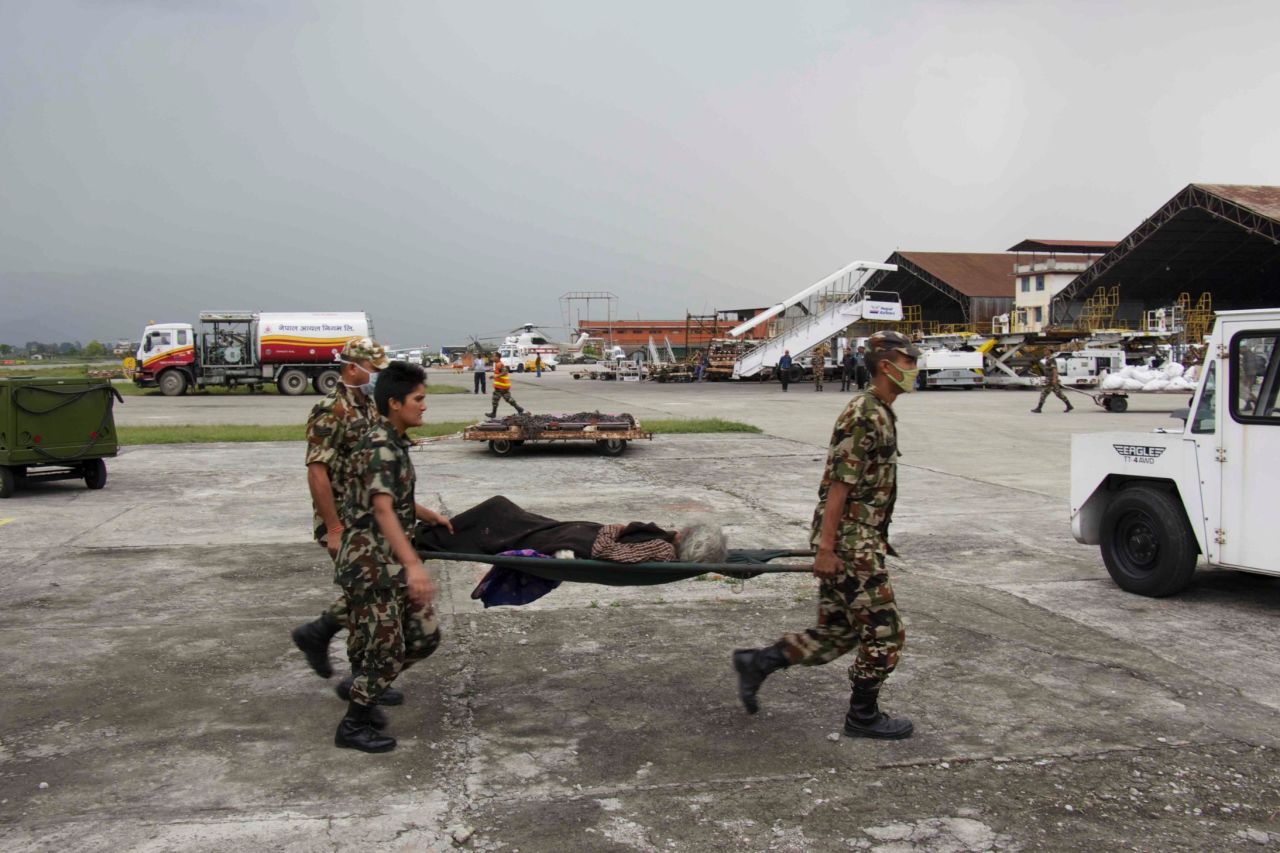 Nepal Villagers Escape Earthquake Zone Cnn