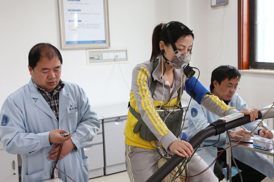 Wang undergoes a cardiovascular endurance test a few weeks before the mission.