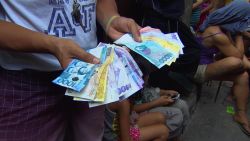 lok watson philippines betting pacquiao mayweather_00013122.jpg