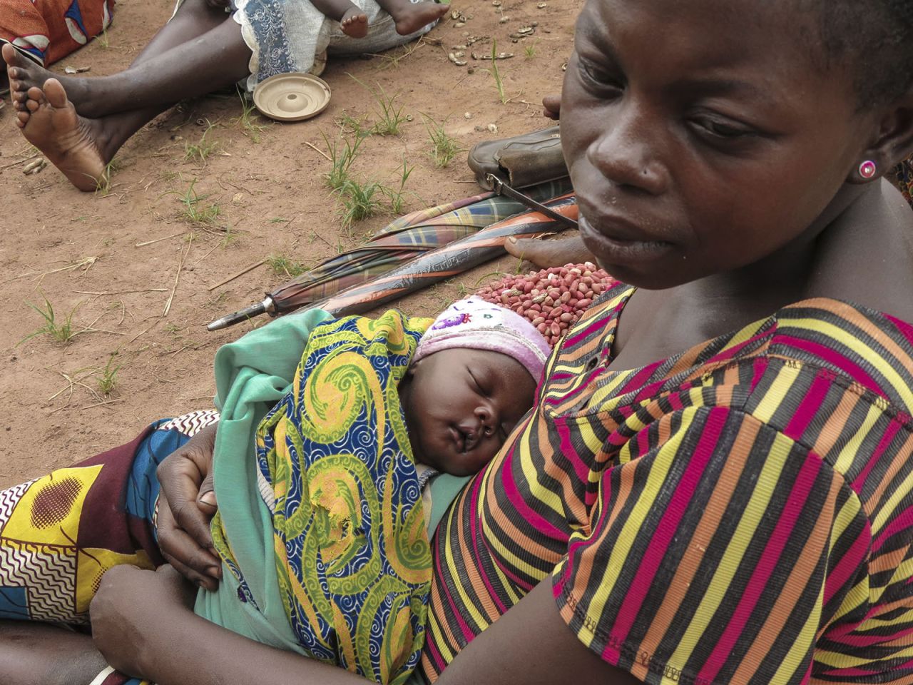 177. One in seven children in the <strong>Central African Republic</strong> do not reach their 7th birthday. Joselyn has brought her daughter Emily, 2 weeks old, to a Save the Children-supported health post to be vaccinated against diseases such as measles and polio. 