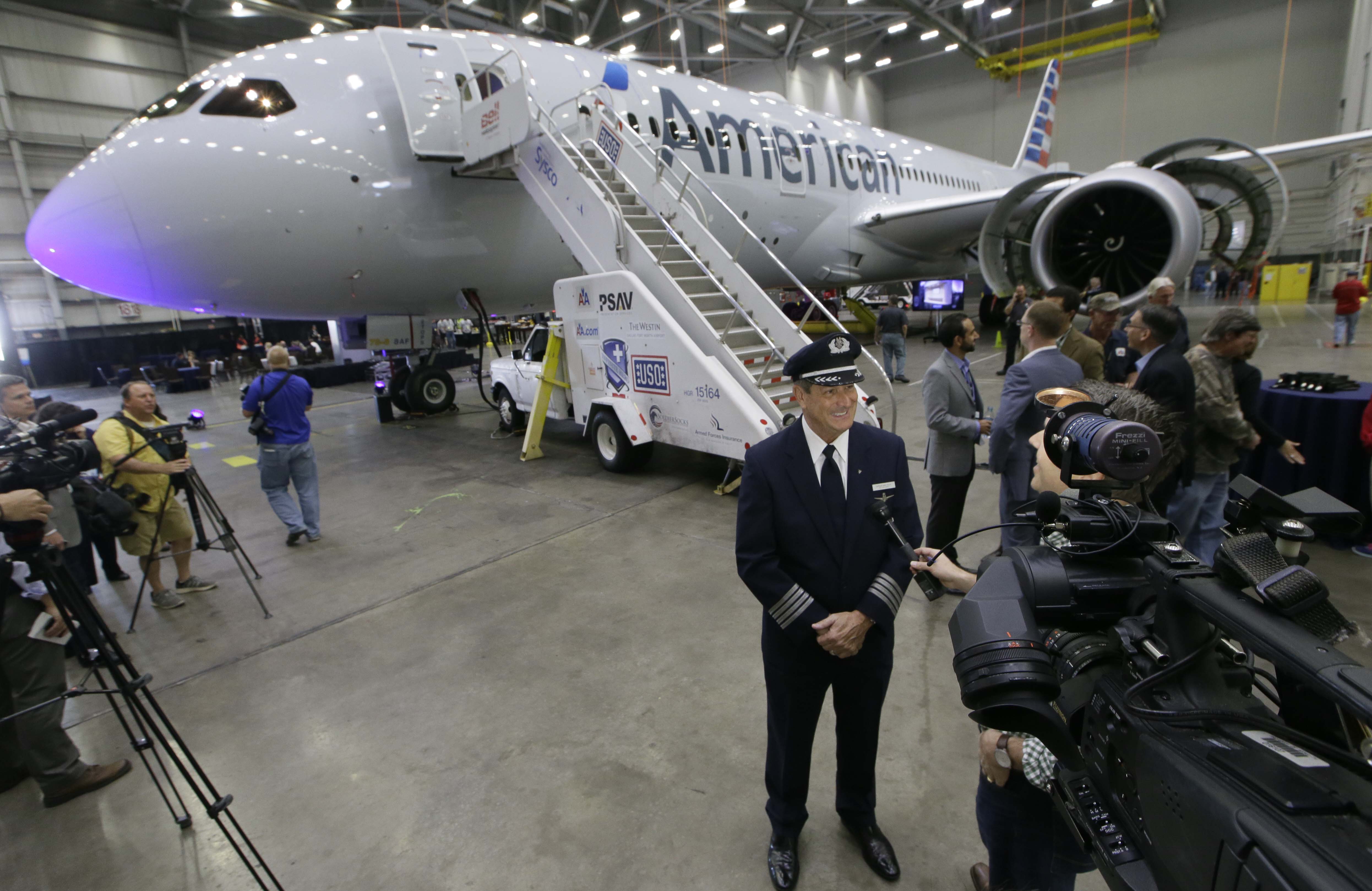 American Airlines takes delivery of its first Boeing 787 Dreamliner