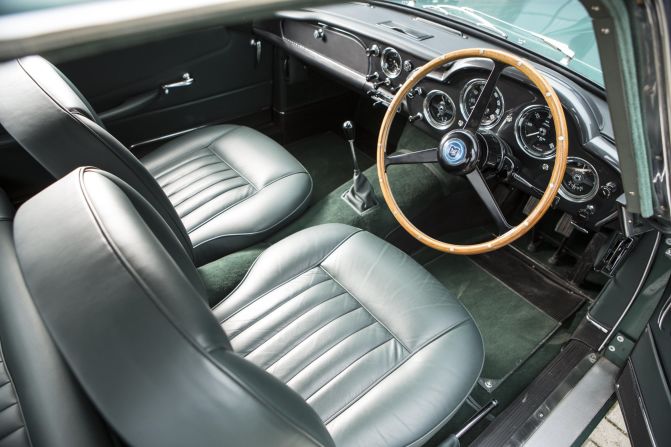 The interior was originally dark blue. Self-canceling indicator are among the very few added modern upgrades.