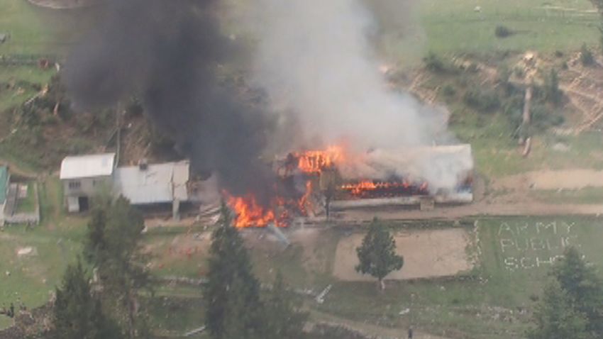 pakistan military chopper crash land