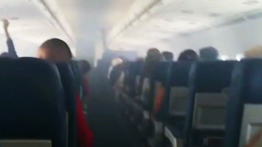 Smoke fills passenger plane | CNN