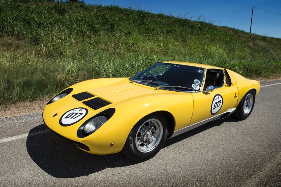 The world's first supercar and Lamborghini's most enduring model, this 1972 Lamborghini Miura SV Coupe was ordered new by musician Rod Stewart. 