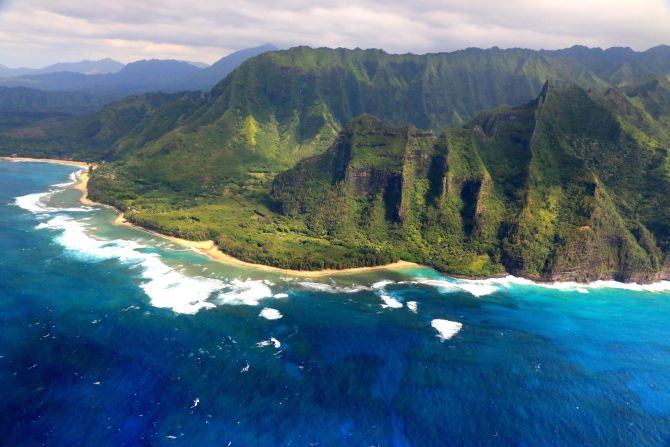 Photographer <a  target="_blank" target="_blank">Lee Gunderson</a> captured this image of Tunnel Beach while flying roughly 4,600 feet above Kauai in Hawaii. He describes the locale as "one of the most haunting places I know."