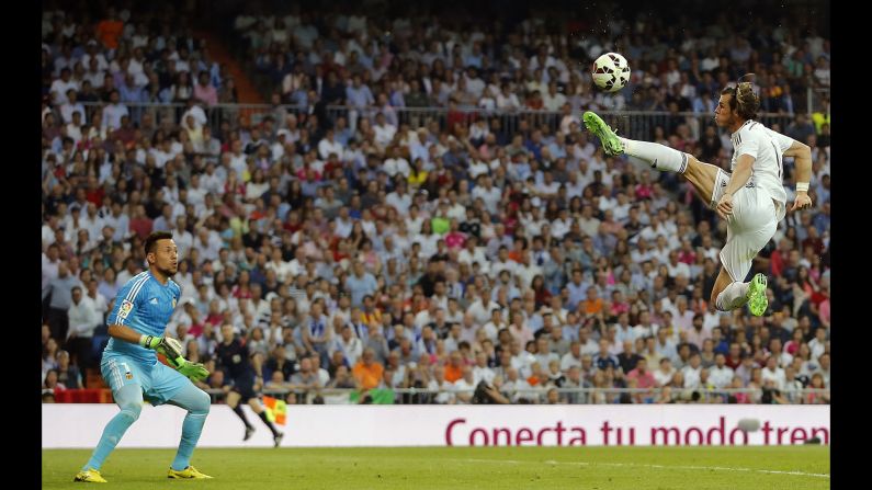 Real Madrid's Gareth Bale controls the ball during a Spanish league match against Valencia on Saturday, May 9. The teams tied 2-2, severely denting Madrid's hopes of winning the league.