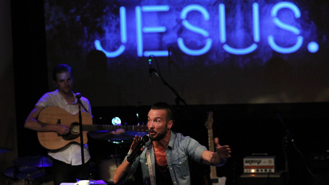 Evangelicals such as Pastor Carl Lentz, leader of Hillsong Church in New York, form the largest faith group in the United States, encompassing 25.4% of the adult population, according to a new Pew Research Center study.