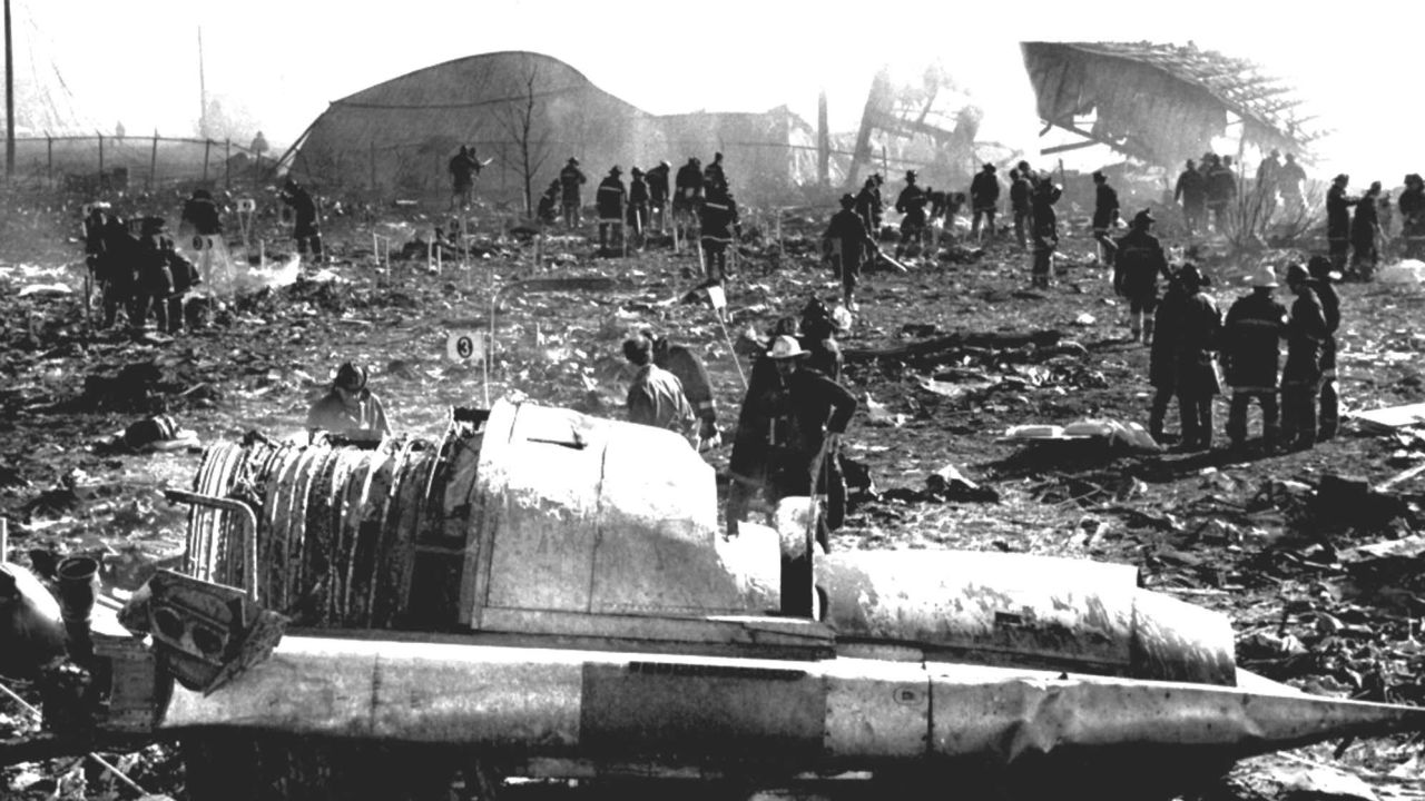 Only moments after takeoff, an engine separated from American Airlines Flight 191, causing the plane to crash in a field near Chicago's O'Hare International Airport on May 26, 1979. All 271 people on board the plane -- and two people on the ground -- were killed, making it the worst aviation accident ever on U.S. soil.