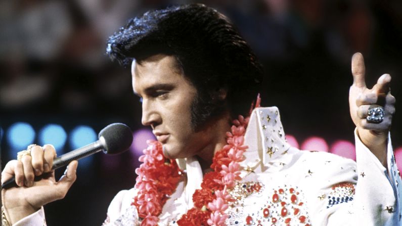 On January 14, 1973, Elvis Presley wished the world "Aloha from Hawaii." The concert special aired live via satellite to more than 40 countries and an audience of more than 1 billion, its promoters claimed. Unfortunately for Elvis' fans on the mainland, the United States was not among those watching live because the show took place on the same day as Super Bowl VII. The concert was eventually broadcast in an expanded version in April. The soundtrack album reached No. 1 on Billboard's charts. It was the King of Rock 'n' Roll's last album to reach No. 1 in his lifetime.