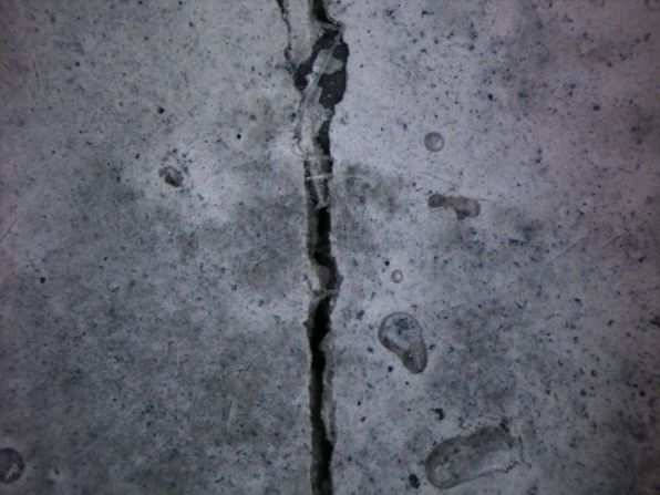 Here is a test: this slab of bioconcrete has just been cracked...