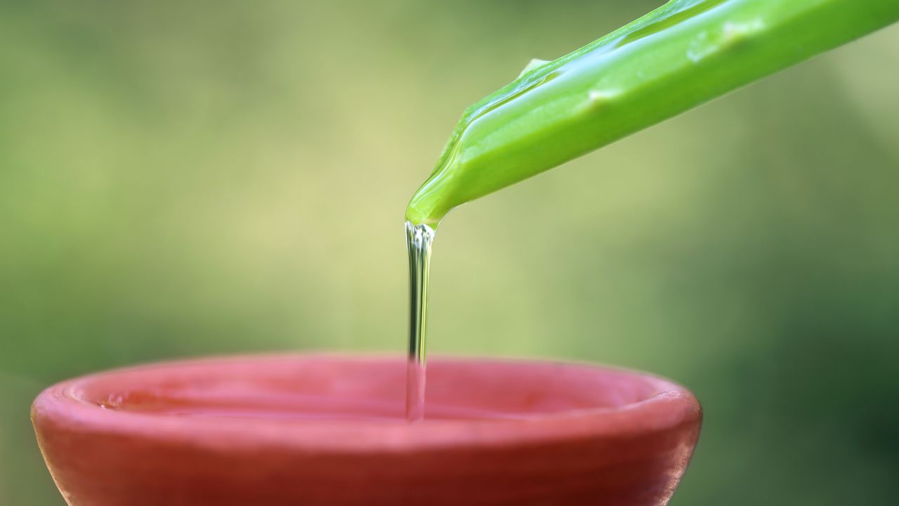 Nothing ruins a vacation like the annoying itch and, well, burning sensation that comes with a sunburn. If it's too late to save yourself from a burn, apply aloe vera for soothing relief. Don't have access to the actual plant? Avoid aloe vera gel with green dyes or harsh additives.