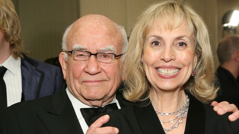 Actor Ed Asner <a href="index.php?page=&url=http%3A%2F%2Fwww.people.com%2Farticle%2Fed-asner-files-divorce-8-years-after-separating-wife" target="_blank" target="_blank">has reportedly filed for divorce</a> from wife Cindy Gilmore eight years after the couple first split. The pair married in 1998 and separated almost a decade later.   
