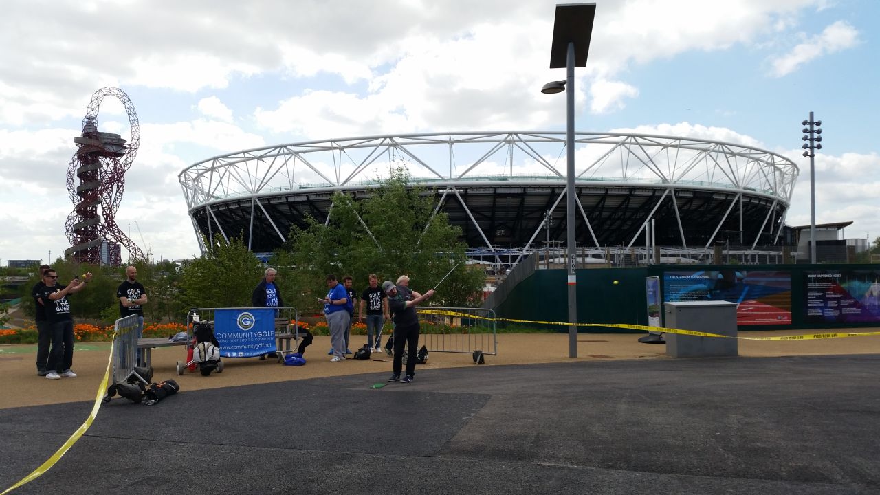 An iconic backdrop to hole 11, the Olympic Stadium is currently hosting Rugby World Cup matches.