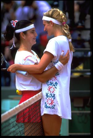 Canada-born Pierce, whose mother is French, has battled to fulfill the high expectations of the Parisian crowd. She was beaten in the 1994 French Open final by Arantxa Sanchez-Vicario, at the age of 19. 