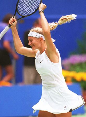 Pierce won her first grand slam title at the 1995 Australian Open, beating Sanchez Vicario in the final. She had just turned 20. 