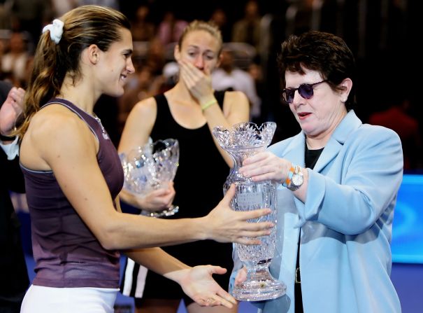 It was a year of being runner-up for Pierce, who was beaten in the final of the 2005 season-ending WTA championships by compatriot Amelie Mauresmo -- here presented with the trophy by Billie Jean King.
