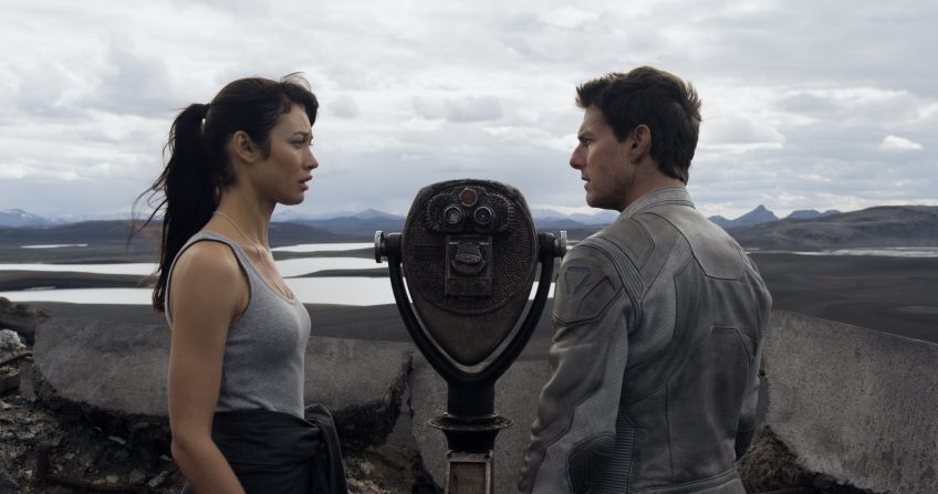 Sure, Tom Cruise still looks youthful. Even so, he was 50 when paired with Olga Kurylenko, 33, in "Oblivion."