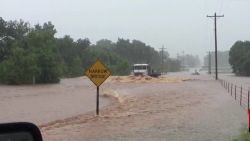 nr seg van dam texasx oklahoma flooding_00014509.jpg