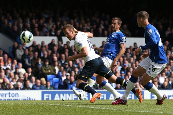 Young England striker Harry Kane capped his breakthrough season with his 21st goal in the league -- putting him second behind Aguero -- as Tottenham won 1-0 at Everton to finish fifth above Liverpool.