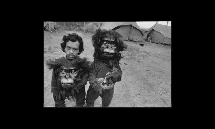 Twin brothers Tulsi and Basant, Great Famous Circus, Calcutta, India, 1989.