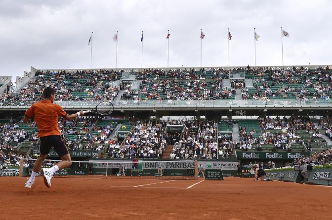 World No. 1 Novak Djokovic followed Nadal on court and defeated Finnish veteran Jarkko Nieminen, also in three sets. 