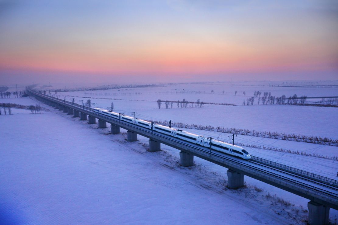 Wang often waits hours in sub-freezing termperatures to get the right shot, like this one of a  CRH38B high-speed train in Heilongjiang Province.