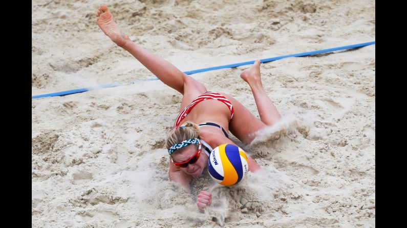 American volleyball player Jennifer Fopma dives for a ball during the Moscow Grand Slam event on Friday, May 29.
