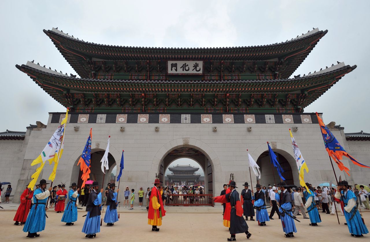 <strong>7. Seoul, South Korea:</strong> One of many reasons tourists are attracted to Seoul -- historic palaces. The city received 12.39 visitors in 2016 and expects 12.44 in 2017.