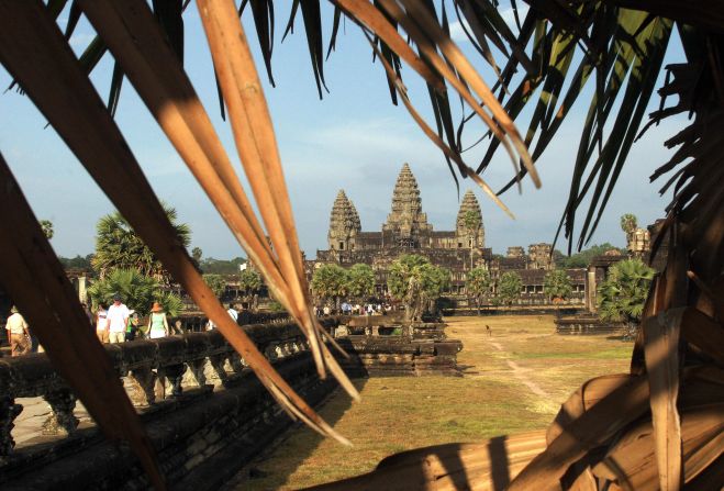 Angkor Wat in Siem Reap, Cambodia, is the world's No. 1 landmark, according to TripAdvisor reviewers. The travel site released a list Tuesday of top world landmarks based on an algorithm that factored in the quality and quantity of user reviews of global landmarks gathered over 12 months. The Khmer Empire <a href="http://whc.unesco.org/en/list/668" target="_blank" target="_blank">complex at Angkor is a UNESCO World Heritage Site</a> and one of Southeast Asia's most significant archaeological sites.