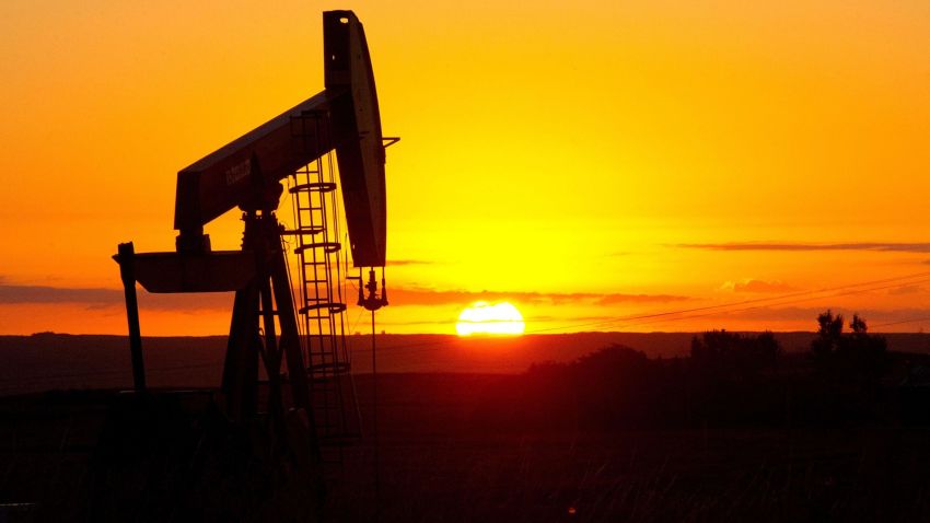 (FILES) This August 21, 2013 file photo shows an oil well near Tioga, North Dakota. Falling oil prices pushed US consumer prices into their sharpest monthly drop in six years in December, according to government data released on January 16, 2015.The Labor Department said its consumer price index fell 0.4 percent last month, in line with analyst expectations. The CPI declined 0.3 percent in November. Energy accounted for all of the decline, the steepest monthly fall since December 2008 amid the financial crisis that triggered the Great Recession. AFP PHOTO / Karen BLEIER / FILESKAREN BLEIER/AFP/Getty Images