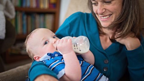 Washington photographer Nikke Whitman shot a series of images called <a href="http://nikkewhitmanphotography.blogspot.com/2015/05/bottle-feeding-is-beautiful-too.html" target="_blank" target="_blank">"Bottle Feeding is Beautiful, Too!"</a> For the series, she photographed Sarah, a mom of seven, and her youngest son, Louis. 