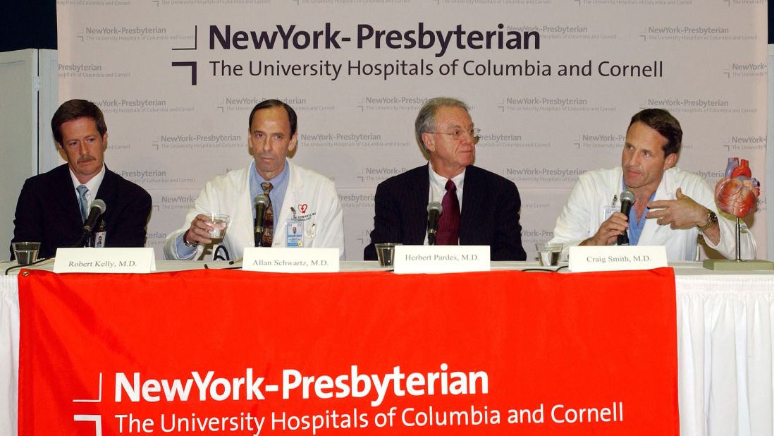 Dr. Craig Smith, right, answers a reporter's question about Clinton's health after Clinton had quadruple bypass surgery in September 2004. Clinton was hospitalized after suffering chest pains and shortness of breath. Doctors announced that some of Clinton's arteries had been blocked more than 90%.