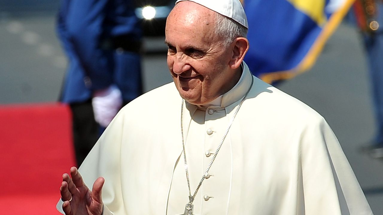pope sarajevo waves