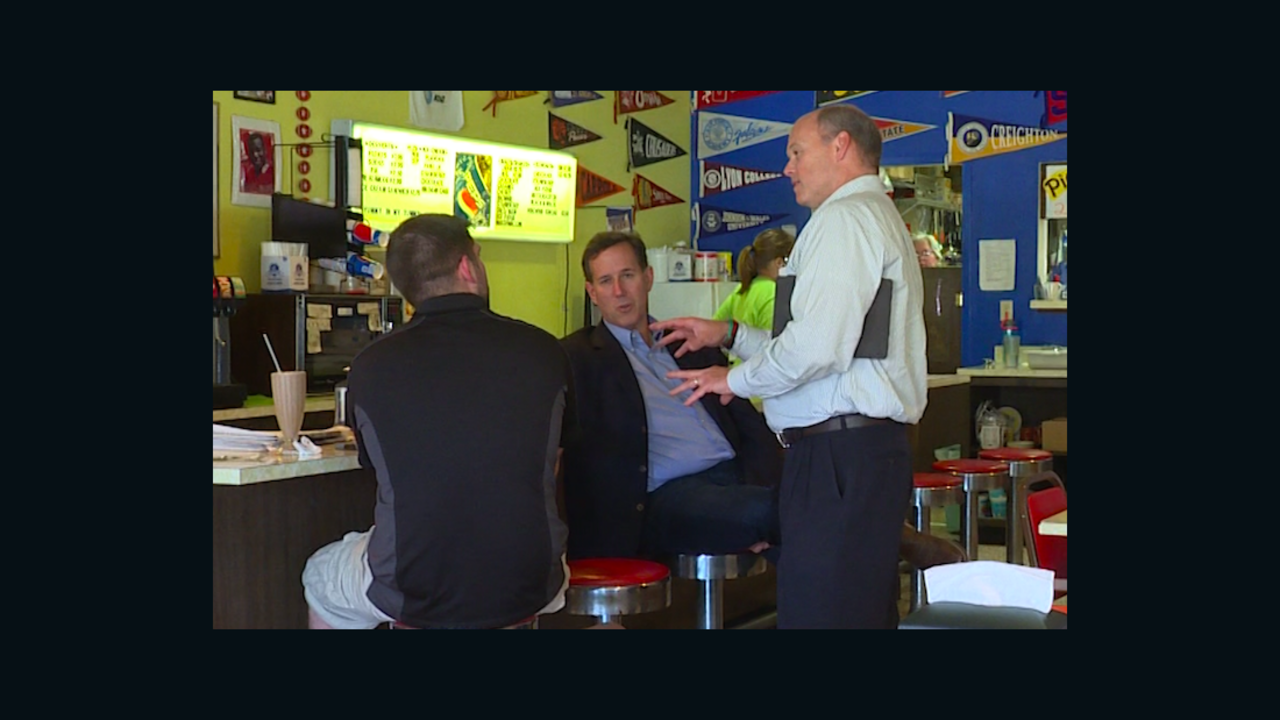 Rick Santorum Iowa diner