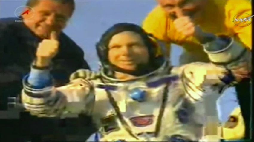 soyuz landing astronauts return to earth vo _00021218.jpg