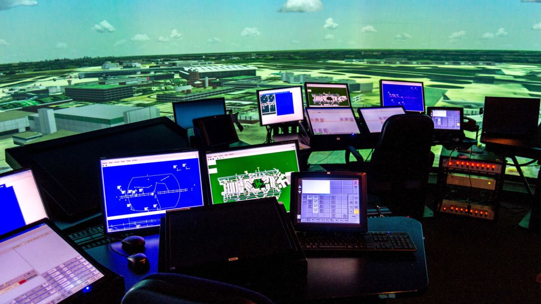 All the systems available in the tower are replicated in the simulator. Controllers are put through their paces here at least once a year. Sometimes pilots are invited to the sessions so that both air crews and the air traffic control teams can learn from each other. 