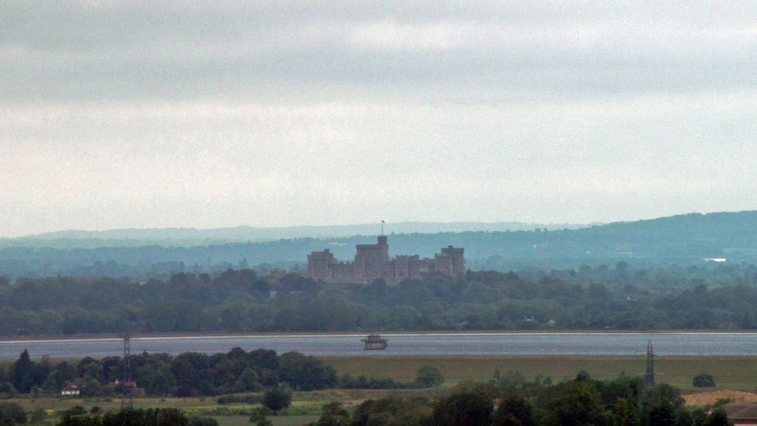 Windsor Castle, one of Queen Elizabeth's main residences, can also be seen to the west of Heathrow Control tower. Cooper calls the vistas seen from the tower the "greatest office view" in the region.