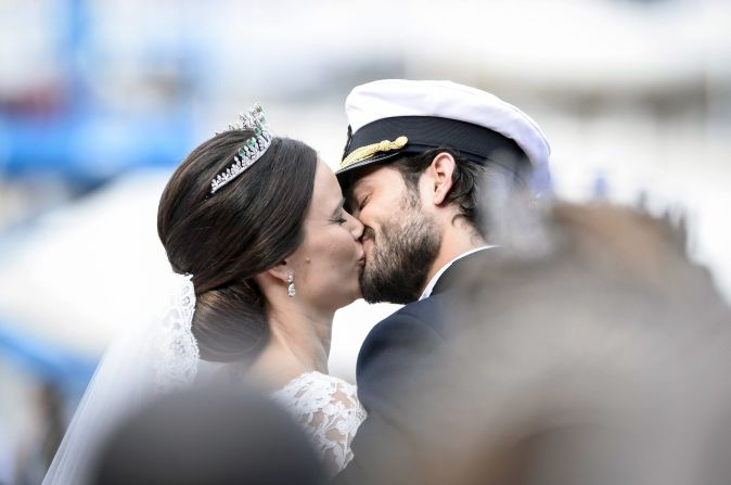 The newlyweds kiss after the ceremony. 