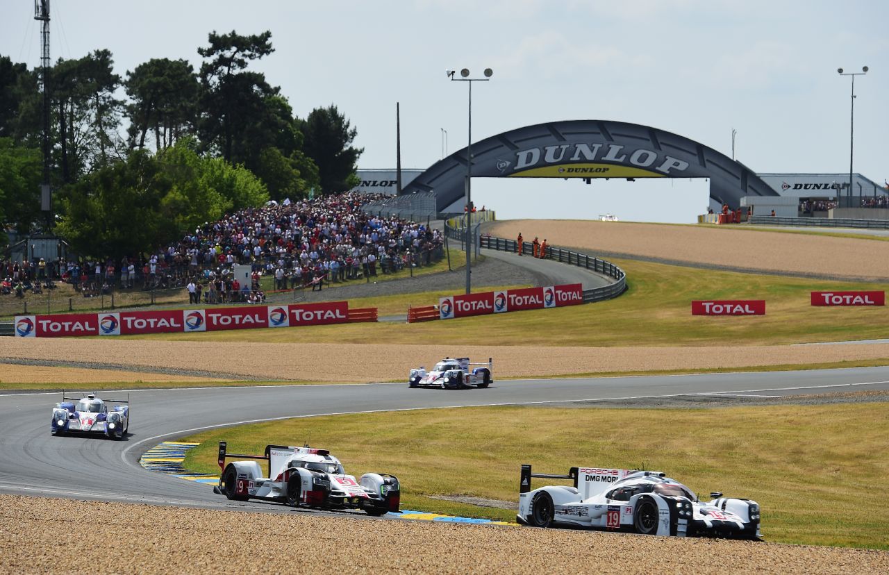 The prestigious race started on Saturday afternoon at the Circuit de la Sarthe.