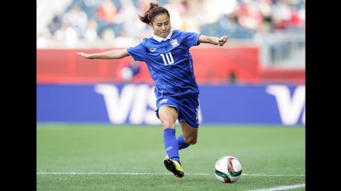 Thailand's Sunisa Srangthaisong prepares to kick the ball.