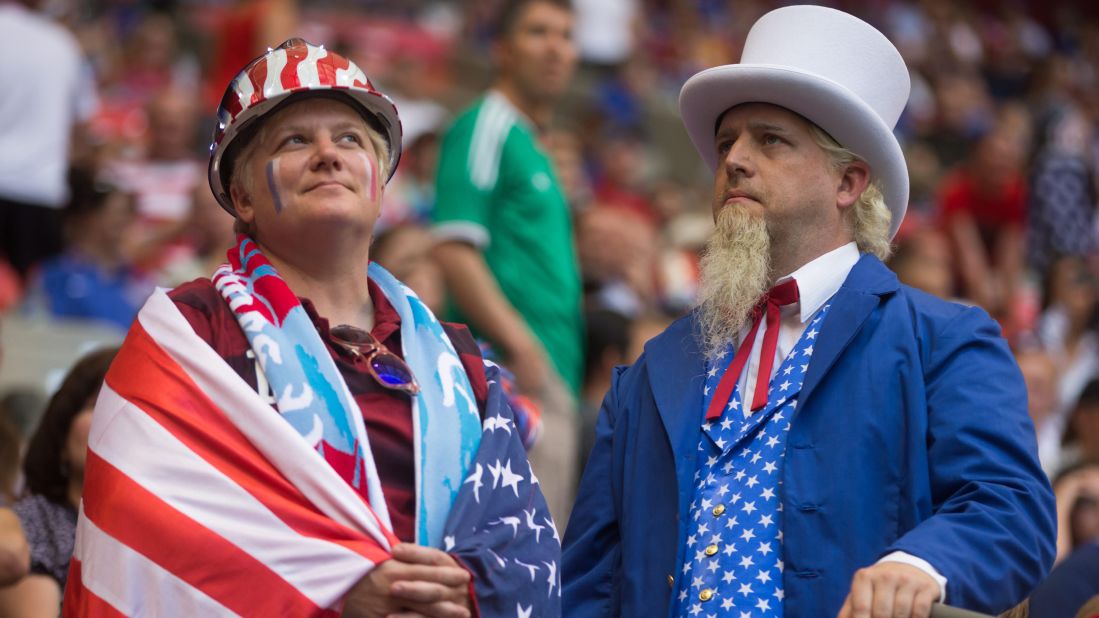 U.S. fans wait for the Nigeria match to start.
