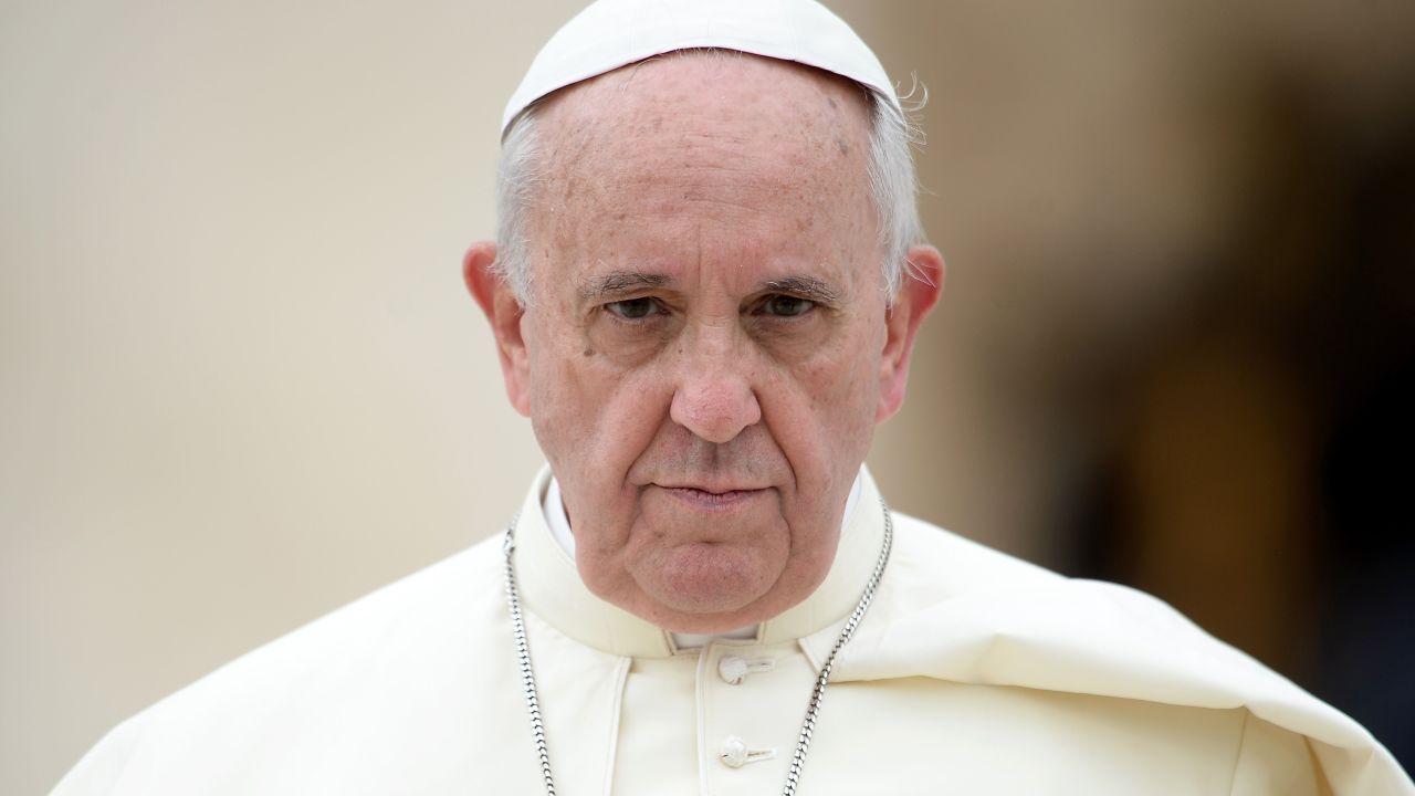 Pope Francis attends his weekly general audience in St Peter's Square at the Vatican on September 10, 2014.    AFP PHOTO / FILIPPO MONTEFORTE        (Photo credit should read FILIPPO MONTEFORTE/AFP/Getty Images)