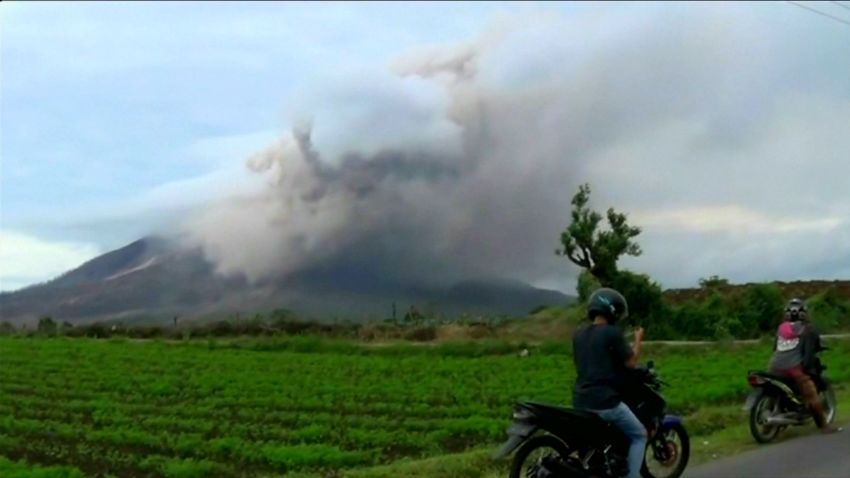 Indonesia volcano miller pkg_00004510.jpg