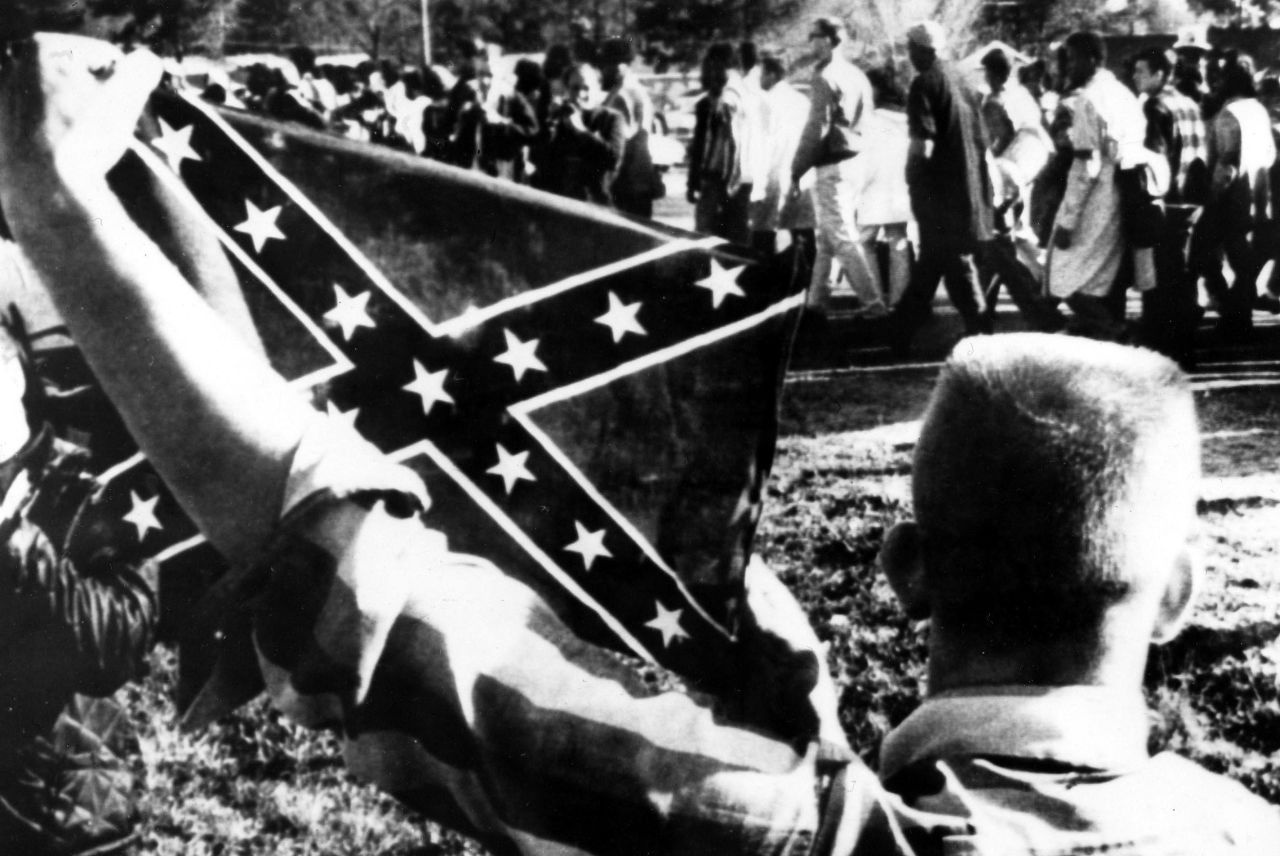 Dixiecrats resurrected the "Southern Cross" flag as a political symbol around the time President Harry Truman supported efforts to end lynchings and desegregate the military in 1948. During that same period, the Ku Klux Klan began using the flag more widely.