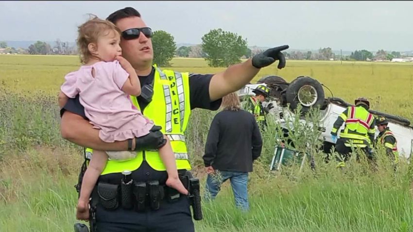 cop sings toddler after fatal crash pkg_00010025.jpg