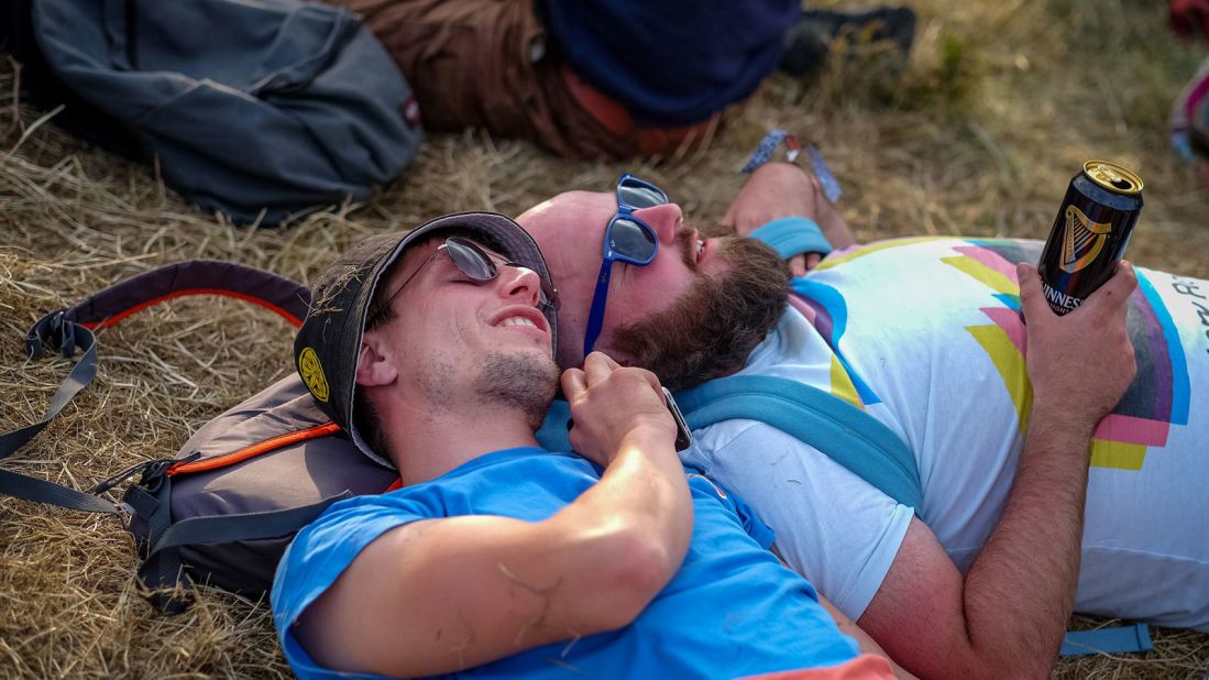 Fast friendships come easy at Glastonbury.