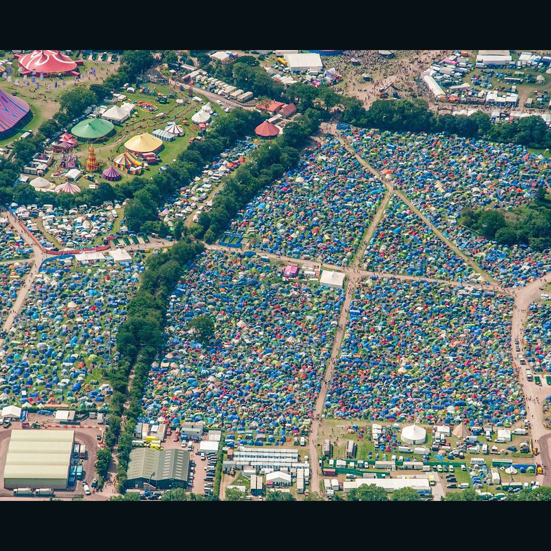 Glastonbury: Huge tent city springs up in UK countryside | CNN