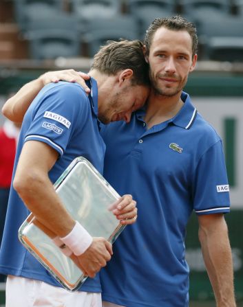 There was more heartache for Mahut in the 2013 French Open doubles final. He and partner Michael Llodra lost to Americans Bob and Mike Bryan in a third-set tiebreak. Mahut wept afterward.