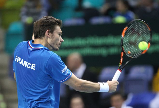 Fulfilling a lifelong ambition, Mahut made his Davis Cup debut for France at the not so tender age of 33 in March 2015 against Germany. He and Julien Benneteau clinched the first-round tie.